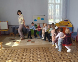 Малыши в гостях у Эколят. Малыши в гостях у Эколят.